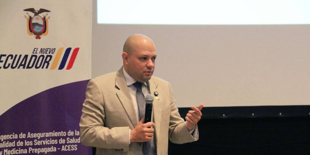 Juan Bernardo Sánchez renunció al cargo de Ministro de Salud