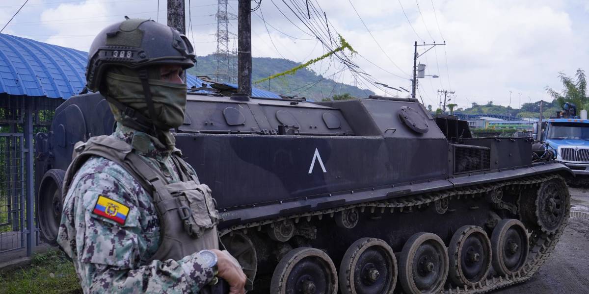 Las Fuerzas Armadas dicen que eliminarán cabecillas criminales en nueva ofensiva contra el narcoterrorismo