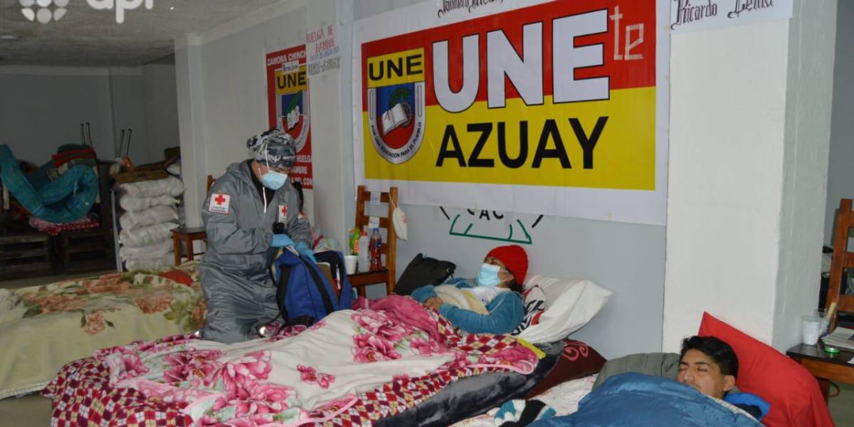 Maestros levantan huelga de hambre tras conocer fallo de Corte Constitucional sobre reformas a LOEI