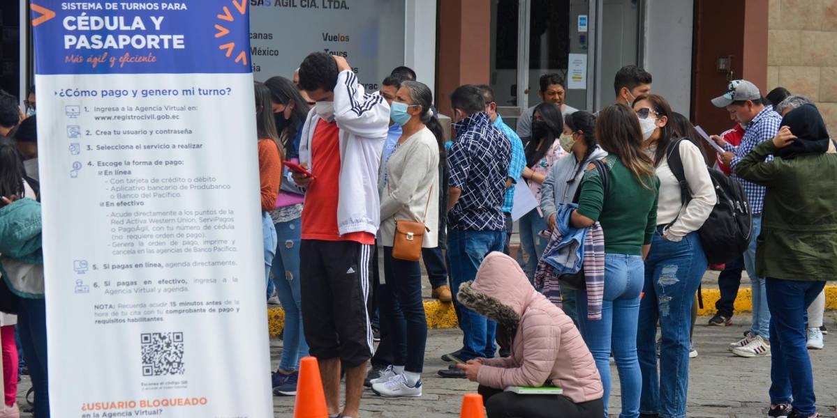 Elecciones Ecuador 2023: ¿Se puede votar con la cédula de menor de edad siendo mayor?