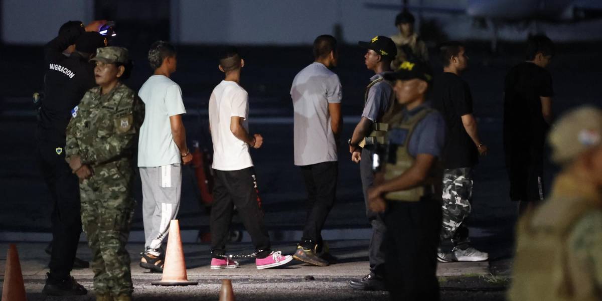 18 migrantes ecuatorianos que cruzaron el Darién serán retornados al país desde Panamá