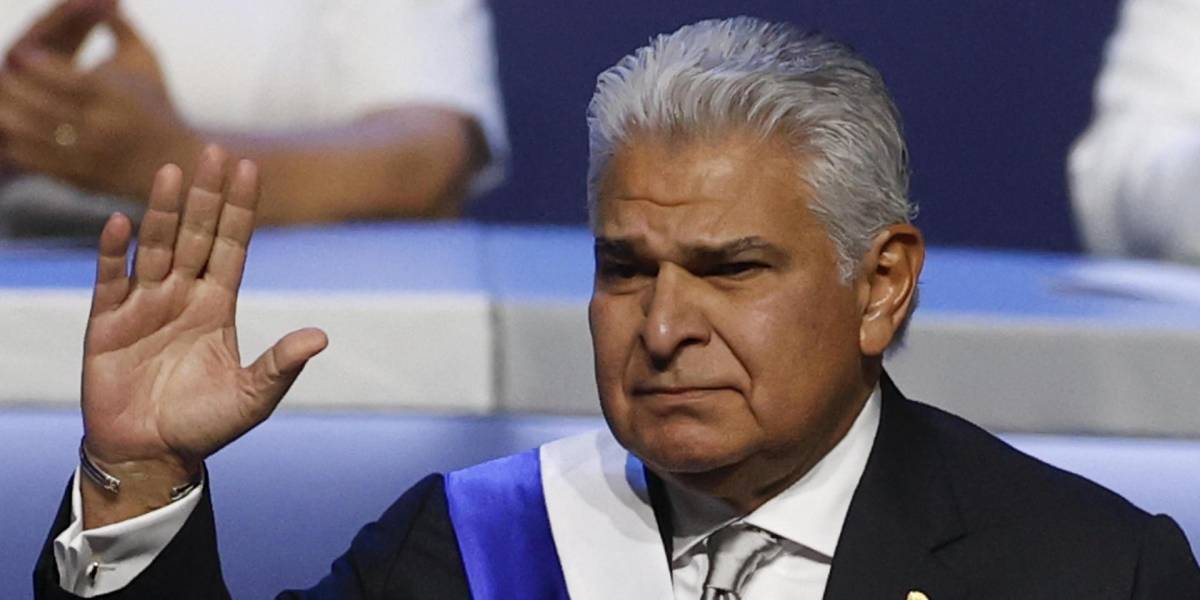 José Raúl Mulino fue investido como Presidente de Panamá