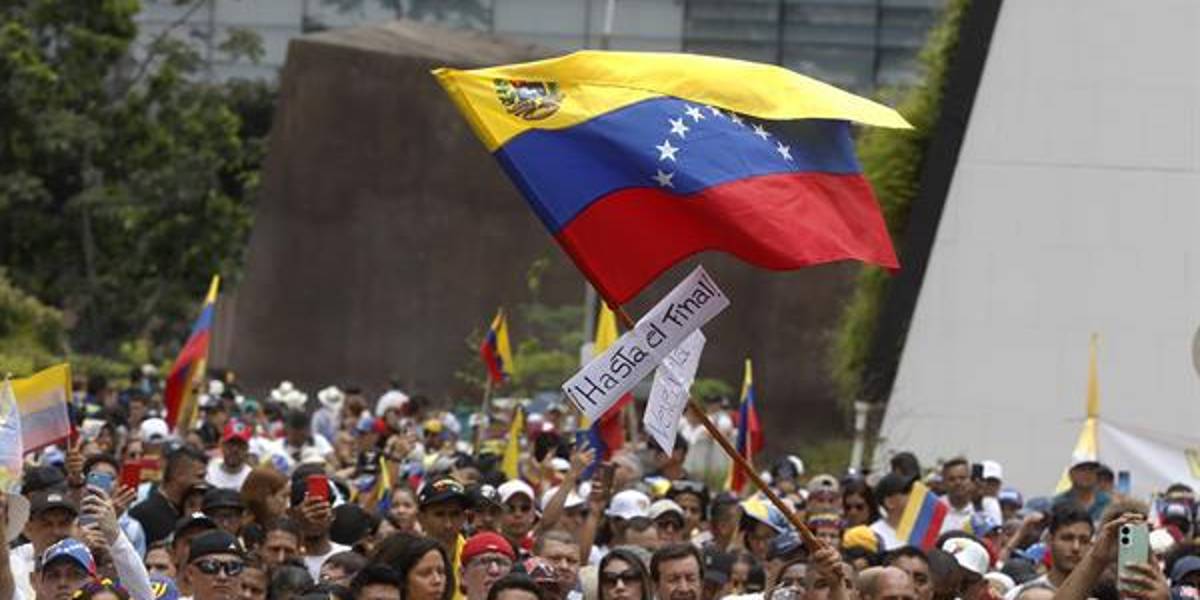 Ecuador se suma a la lista de países que pide la verificación de resultados electorales de Venezuela