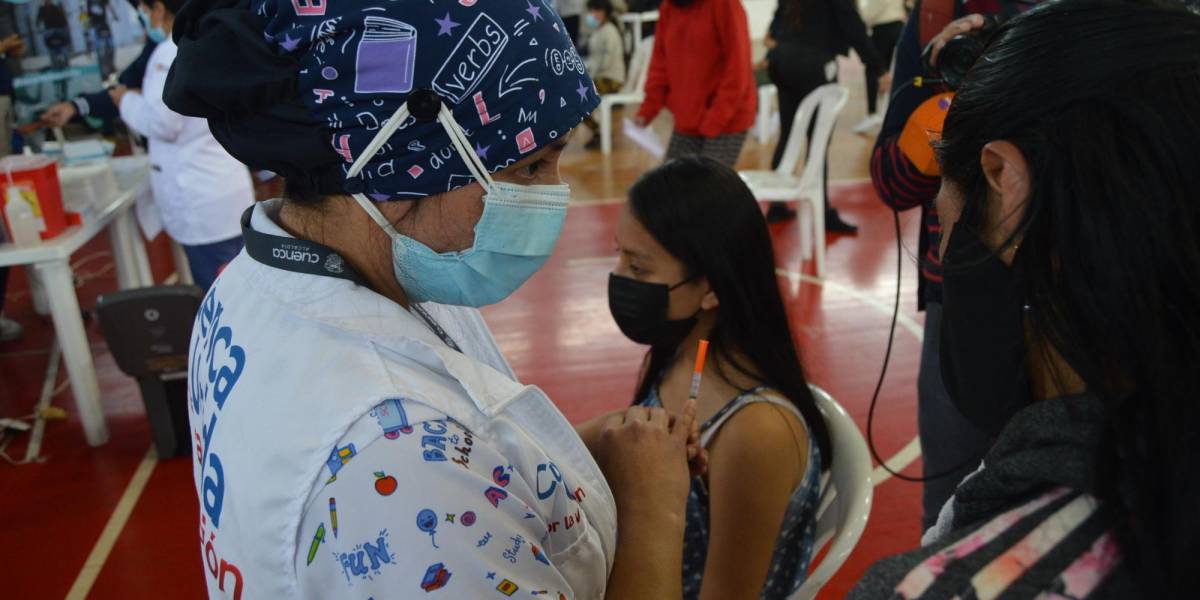 Ecuador suma 127 nuevos contagios por COVID-19