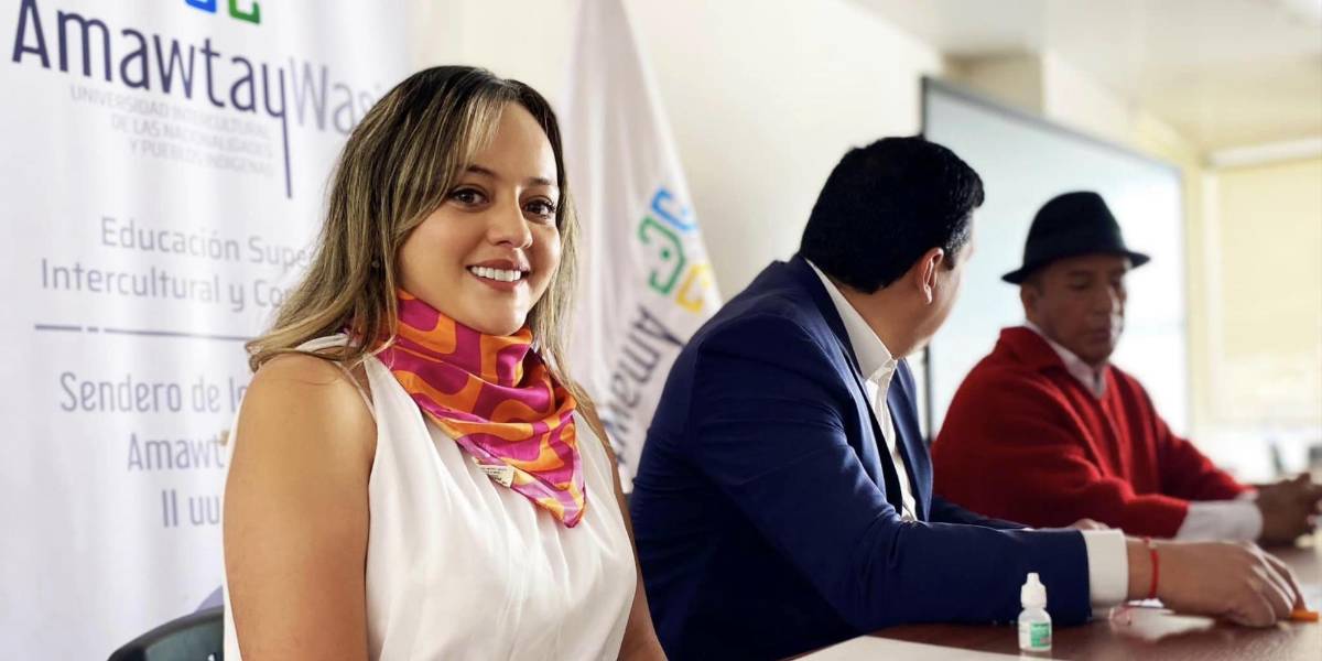 La consejera del CPCCS Johanna Verdezoto pide que se archive la conformación de la veeduría