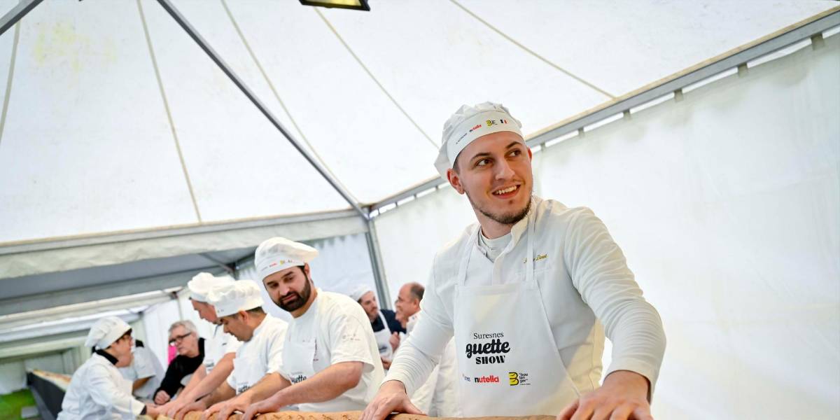 Francia entra en el Libro Guinness con la baguette más grande del mundo
