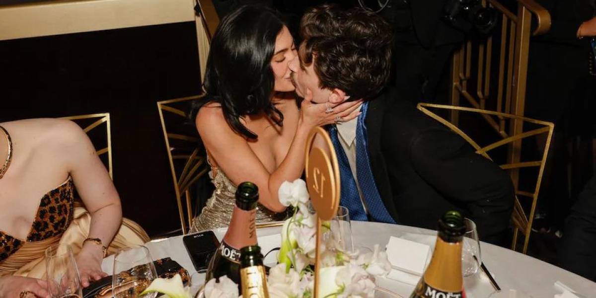 El tierno gesto de Kylie Jenner con Timothée Chalamet encienden los Globos de Oro 2025