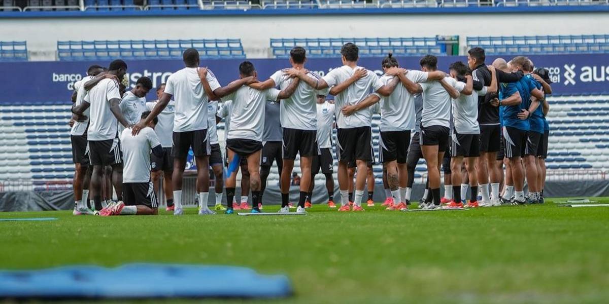 Emelec no volvió a entrenar este viernes por falta de pagos