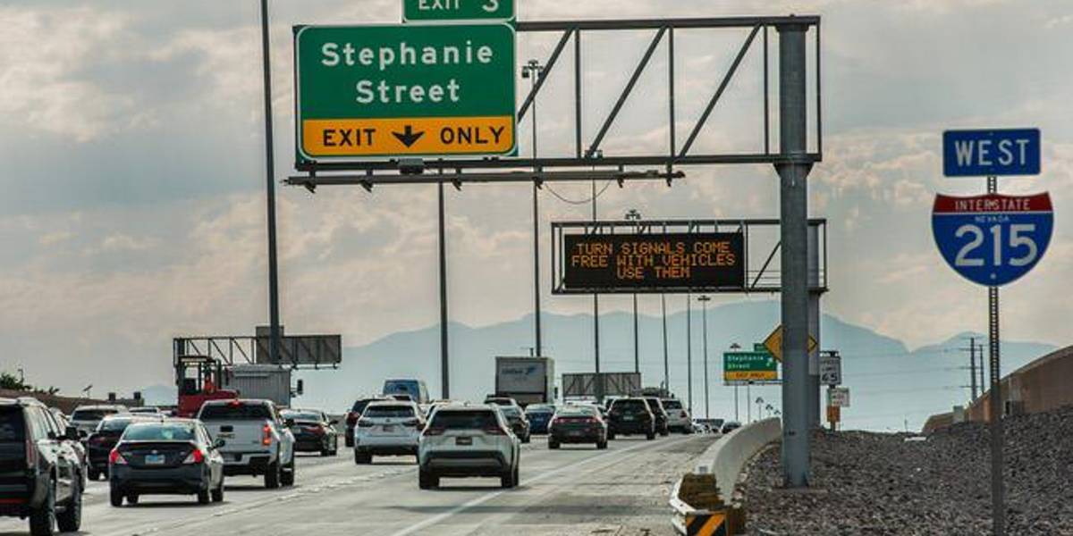 Niño de 11 años muere en un enfrentamiento en la autopista de Las Vegas