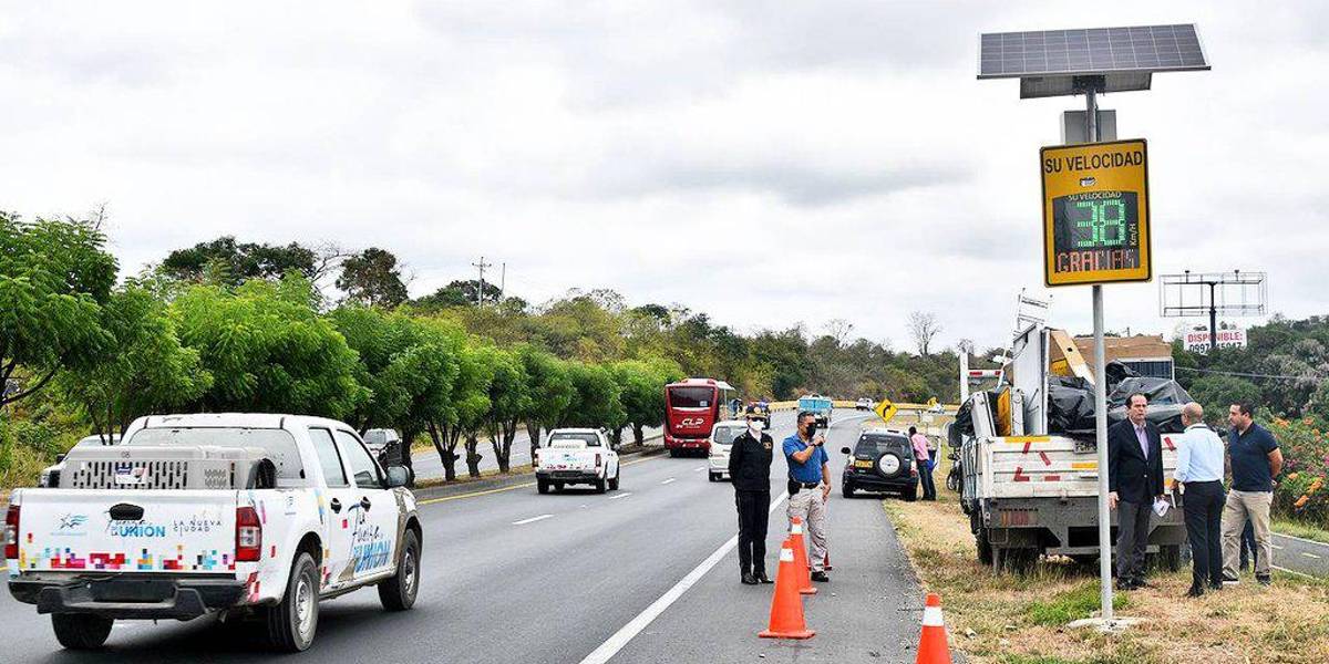 Defensoría del Pueblo abre una investigación tras quejas por multas emitidas por fotorradares