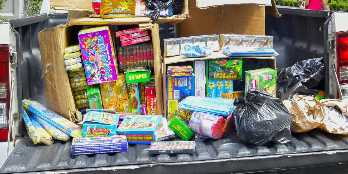 Una bodega donde se almacenaba pirotecnia fue clausurada en la Bahía de Guayaquil