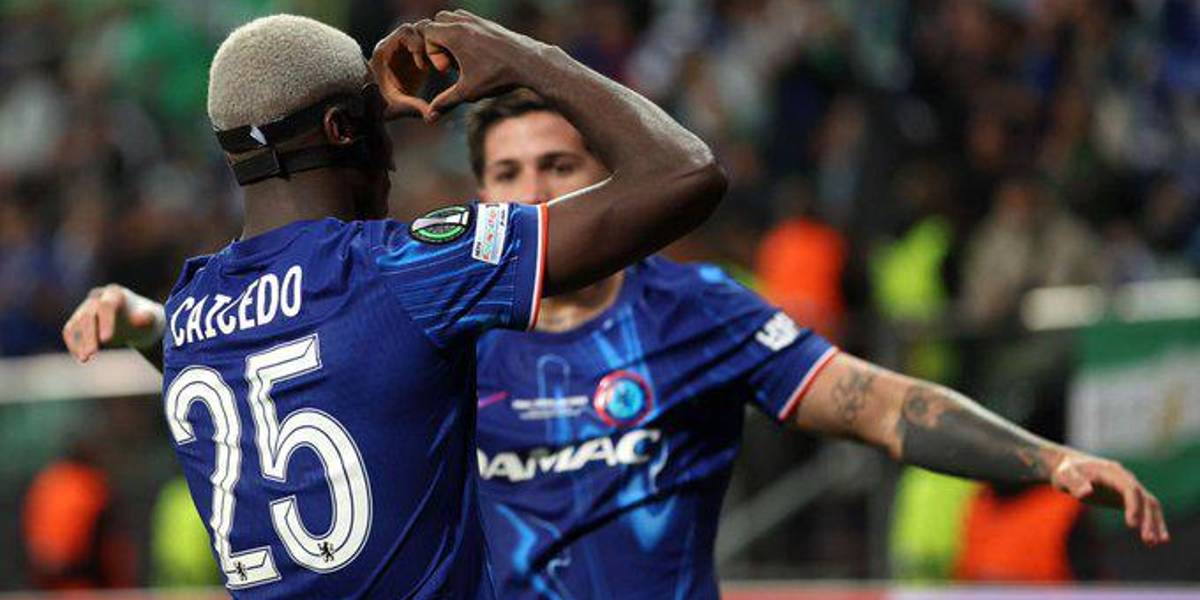 ¡Celebra Moisés Caicedo! Chelsea, campeón de la Conference League