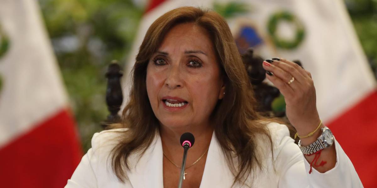La Fiscalía de Perú amplía la investigación contra Boluarte por presunta corrupción en el caso Rolex