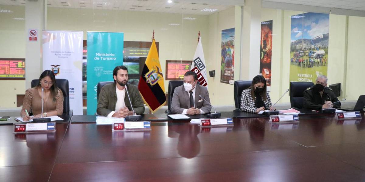 51 274 policías darán seguridad durante el feriado de Semana Santa