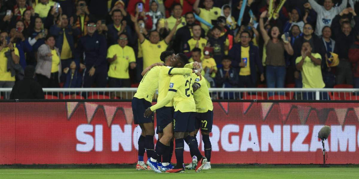 La Selección Ecuador cierra el año en zona de clasificación por encima de Brasil, pero las críticas a Félix Sánchez persisten
