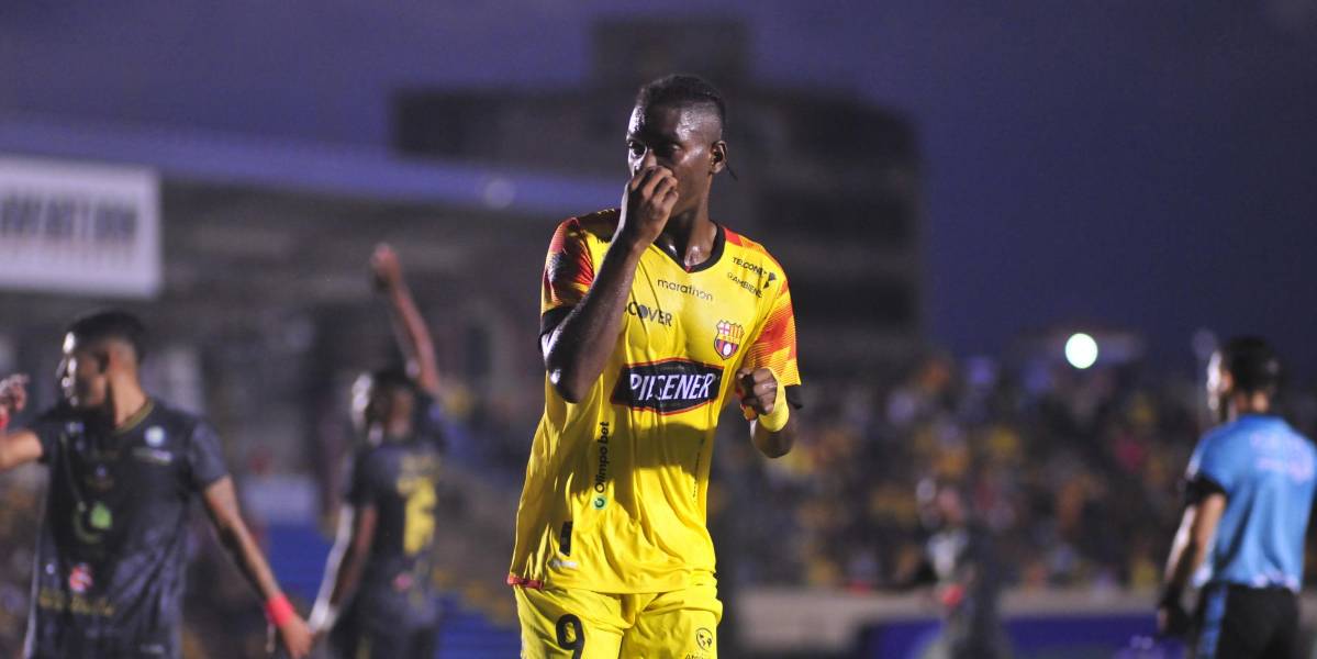 ¿Por qué Barcelona SC no inscribió a Allen Obando para la Copa Libertadores?