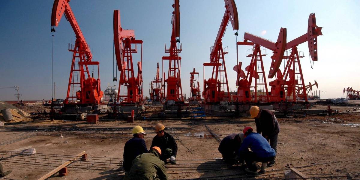 Barril de petróleo de Texas se ubica en USD 98,56