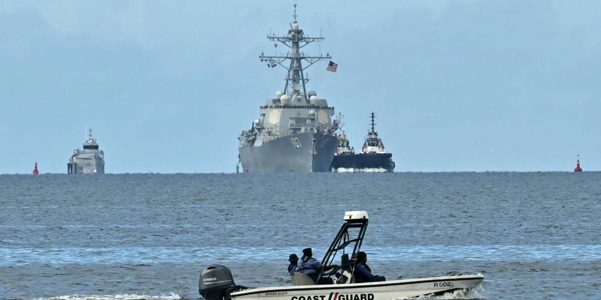 Un buque de guerra estadounidense llega a Trinidad y Tobago, frente a Venezuela