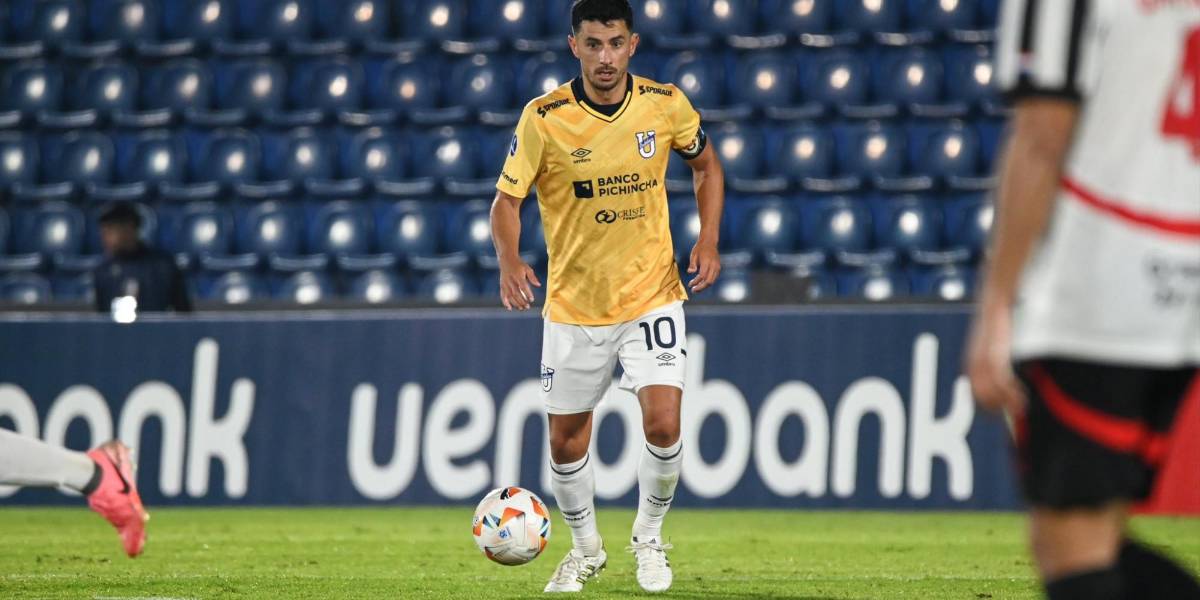 Universidad Católica busca remontar a Libertad en los playoffs de la Copa Sudamericana