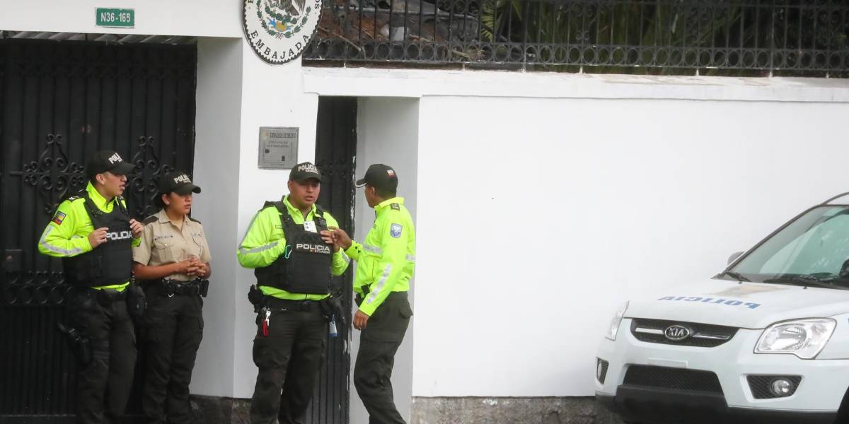 Japón condena el asalto de Ecuador a la Embajada mexicana en Quito