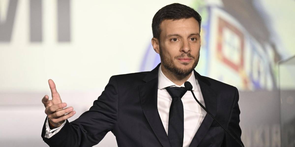 Porto pagará USD 3.5 millones al Cruz Azul por fichar a Martín Anselmi