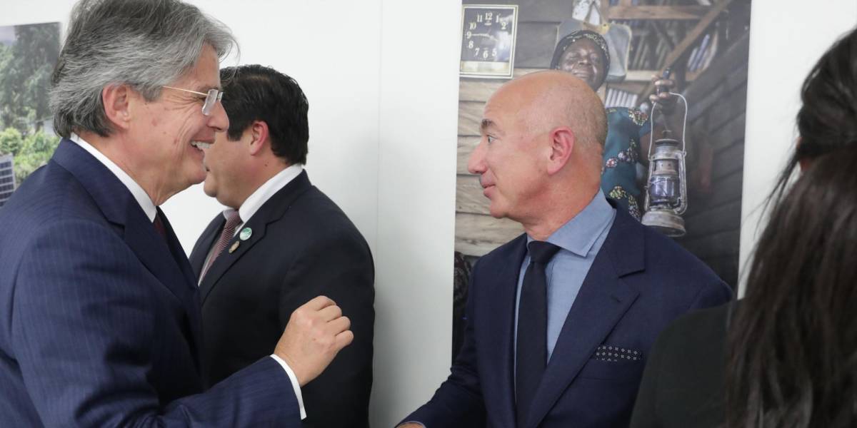 Guillermo Lasso se reunió con Jeff Bezos y tuvo otras citas paralelas a la COP26