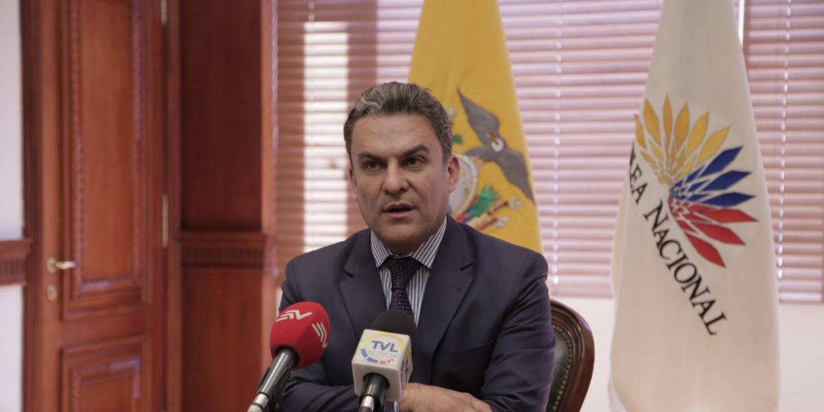 José Serrano sigue detenido en Estados Unidos a la espera de una audiencia, dice Gobierno de Ecuador