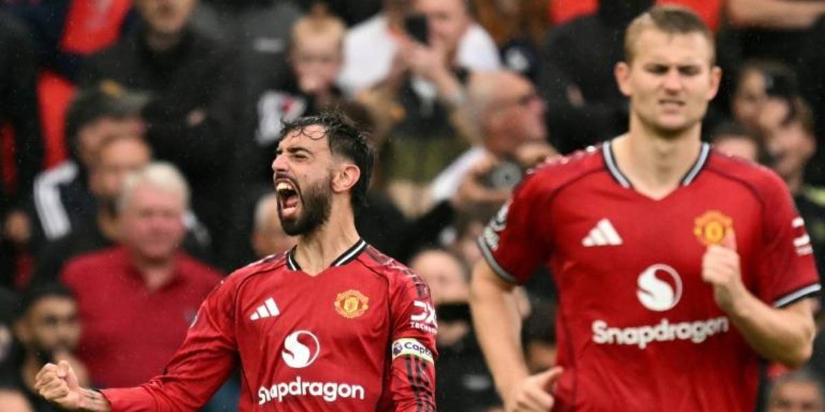 Manchester United venció 2-1 al Chelsea y respira en la Premier League