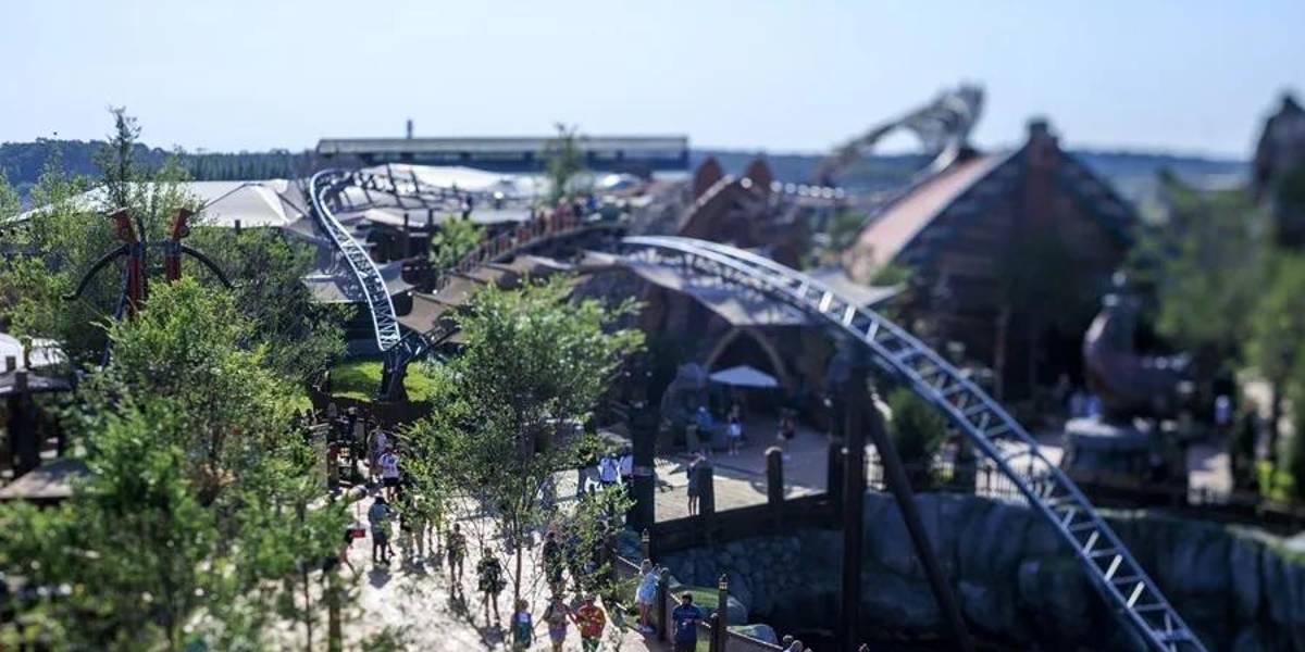 Hombre muere tras montar la montaña rusa Stardust Racers del nuevo parque Epic Universe