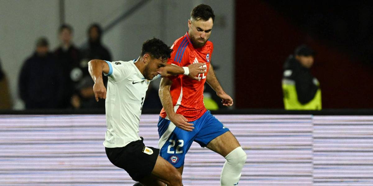Uruguay y Chile empatan sin goles en el cierre de las Eliminatorias