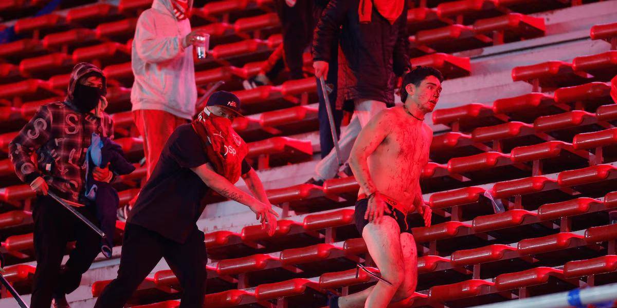Así fueron los violentos incidentes de manera cronológica en el Independiente vs. U. de Chile
