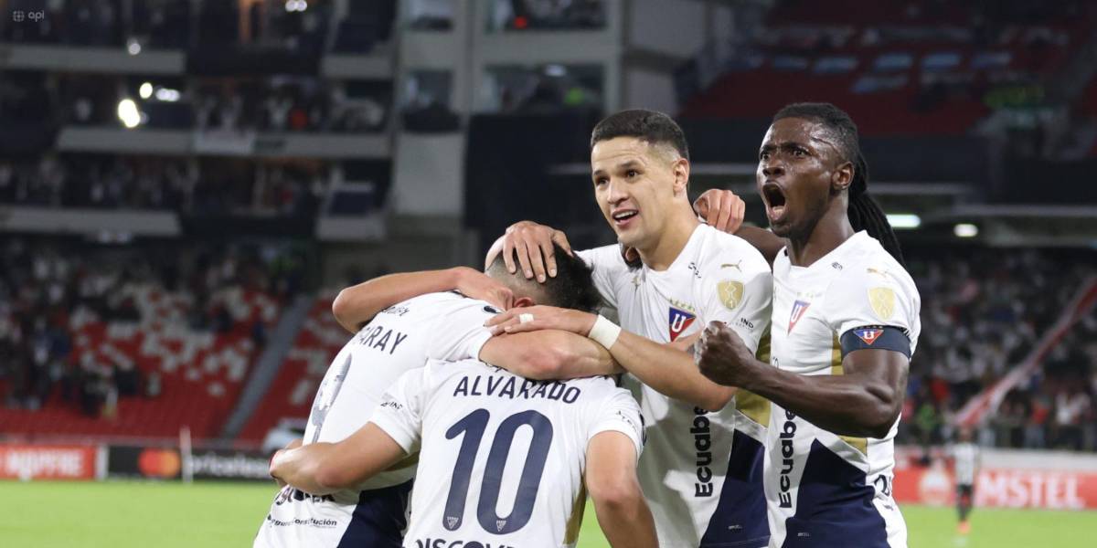Liga de Quito goleó y clasificó a los octavos de final de la Copa Libertadores