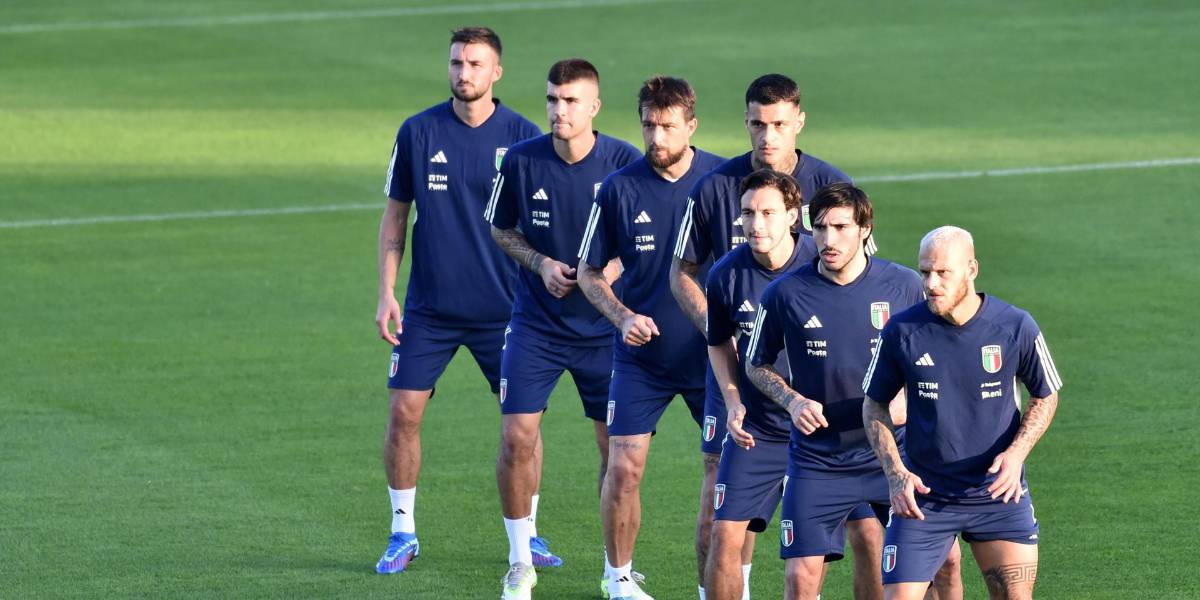 Dos futbolistas abandonaron la concentración de Italia por investigación de apuestas ilegales