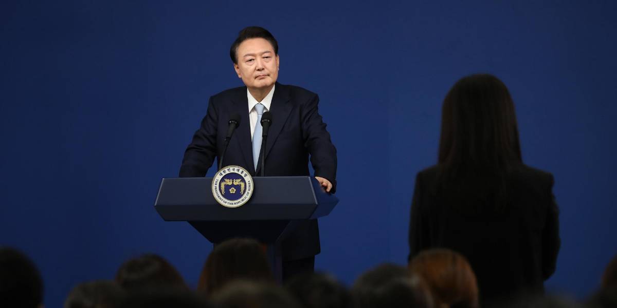 Presidente destituido de Corea del Sur se niega a declarar tras ser detenido por decretar ley marcial en el país