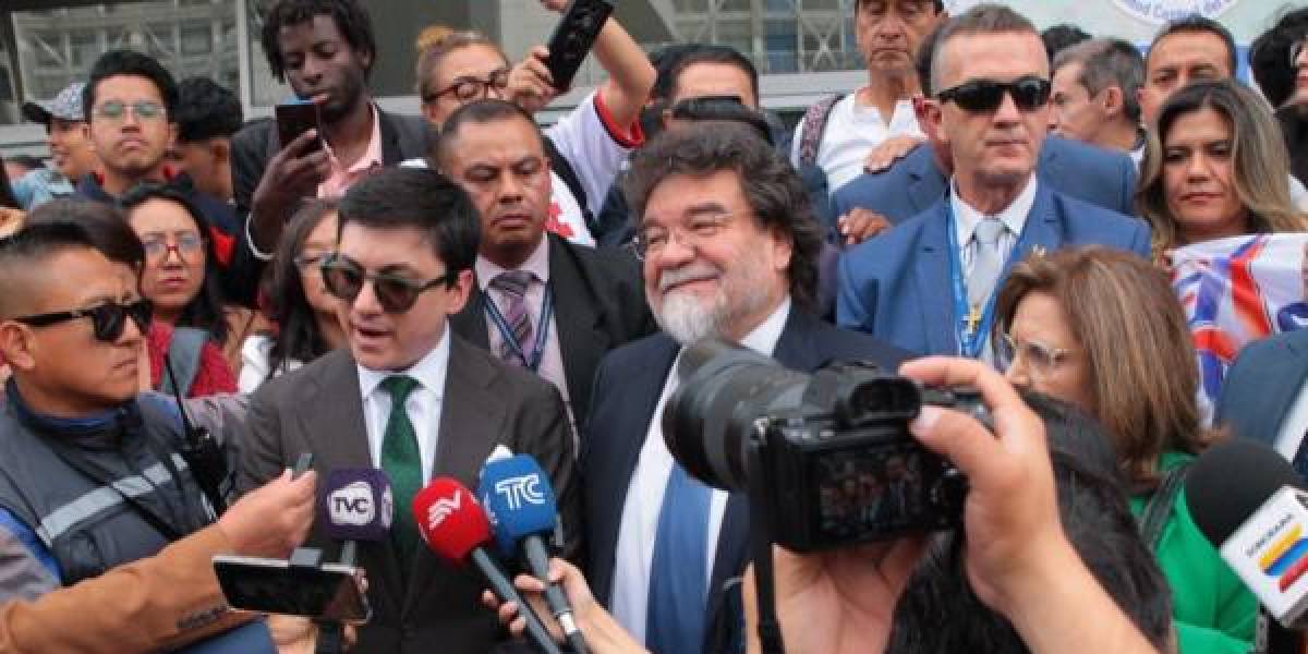 El nuevo rector de la Universidad Central, Patricio Espinosa, se mantendrá en su cargo