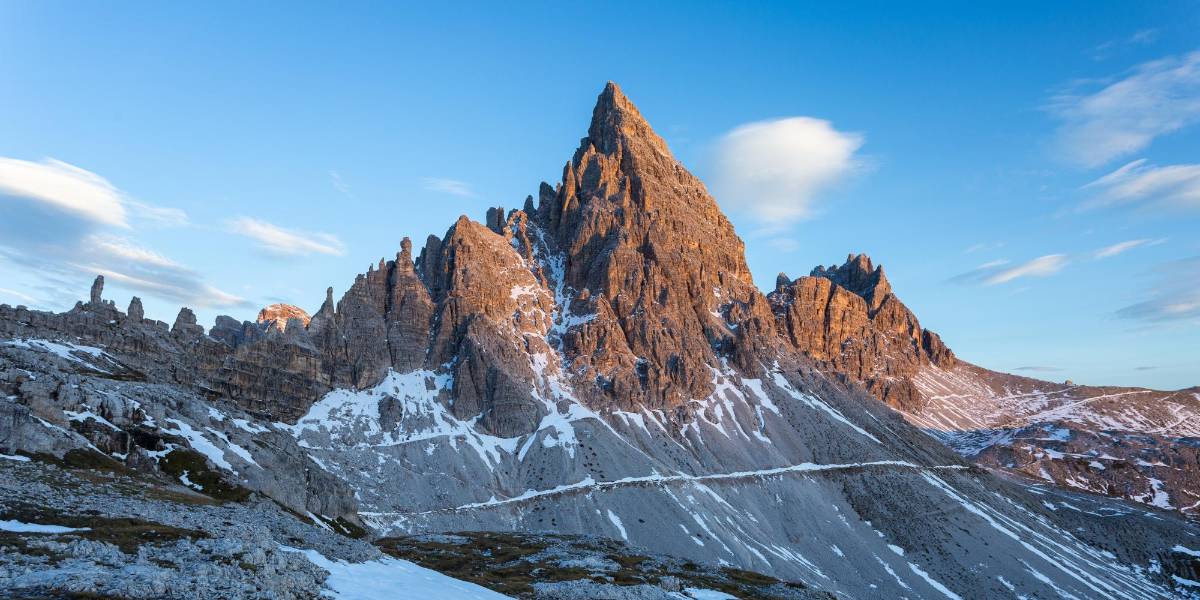 Un padre y su hija de 17 años fallecen en una avalancha en los Alpes italianos
