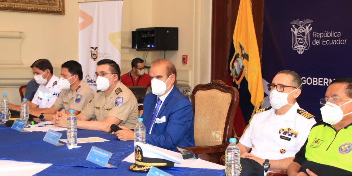 1.000 agentes entre militares y policías participan en operativos en Guayaquil, Durán y Samborondón