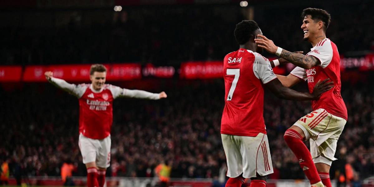 Con Piero Hincapié de titular, el Arsenal derrotó al Wolves y se mantiene como líder de la Premier League