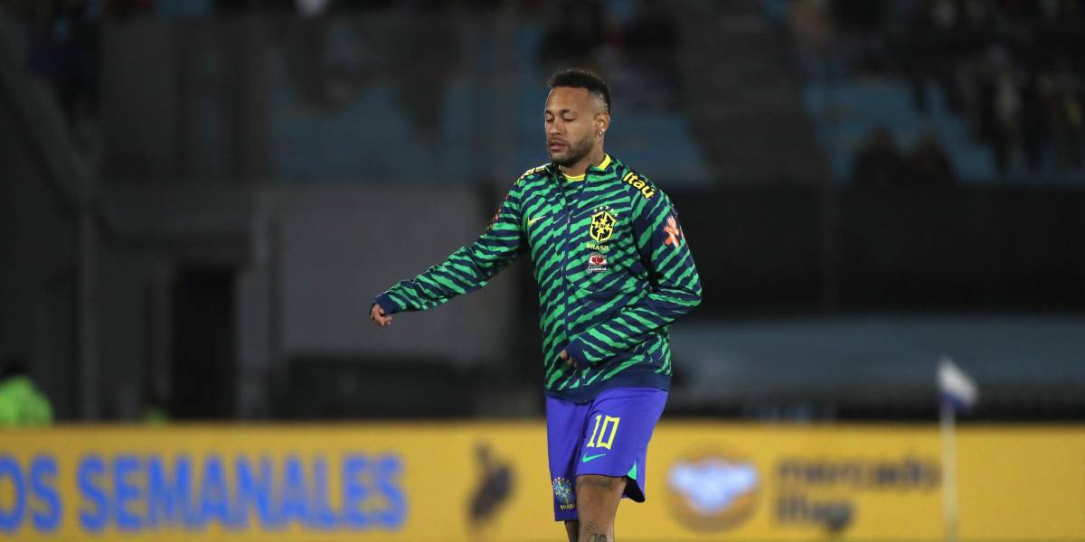 Neymar Jr. llegó a Brasil para firmar con el Santos