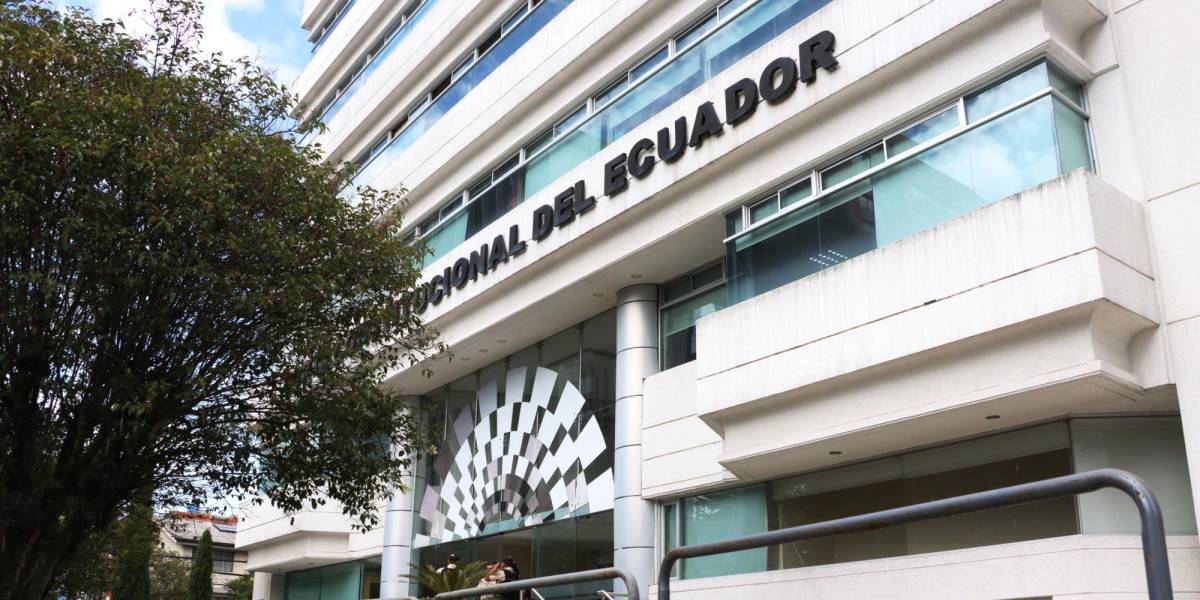 Ocho candidatos a jueces de la Corte Constitucional pasan a la fase de oposición y méritos