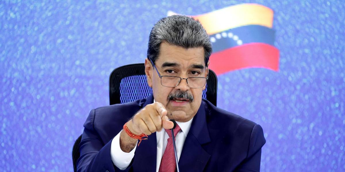 Maduro ordena entrenamiento militar y armado de la población civil en Venezuela
