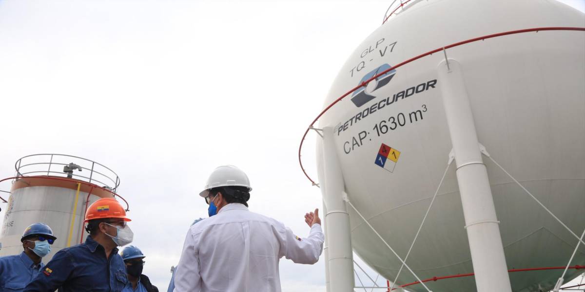 La capacidad de almacenamiento del Terminal Oyambaro, barriles de GLP.