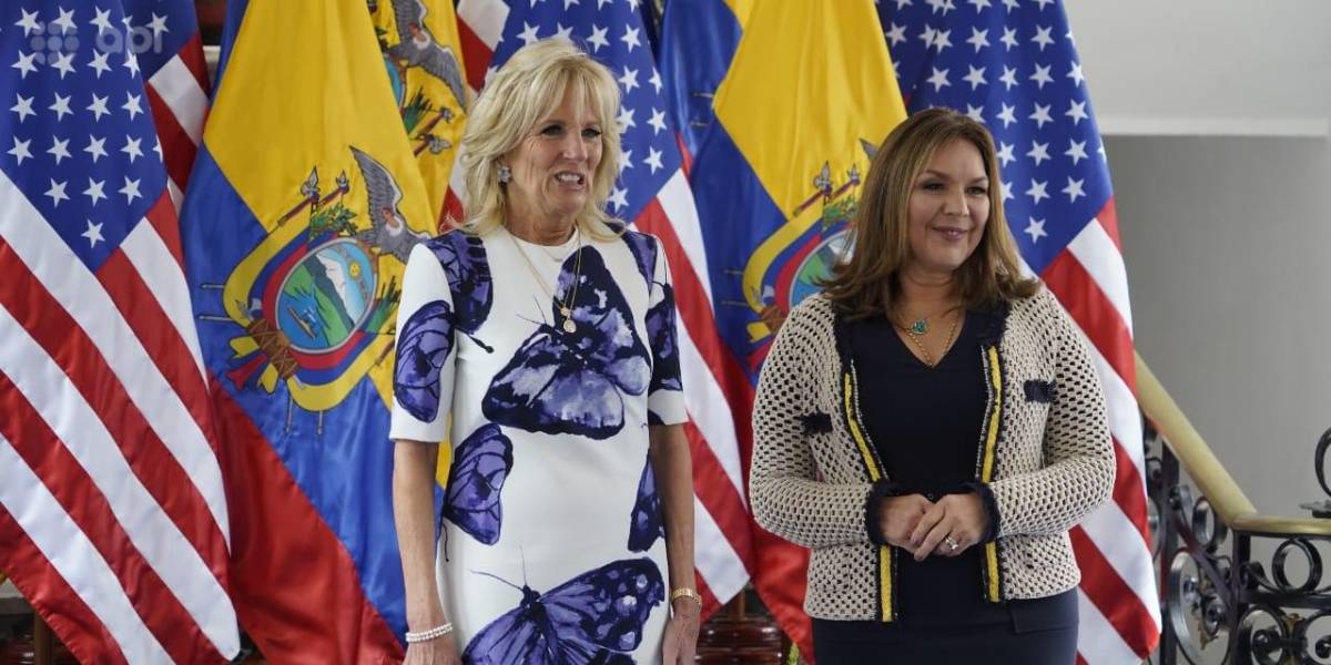 Jill Biden visita el Palacio de Gobierno la mañana del 19 de mayo