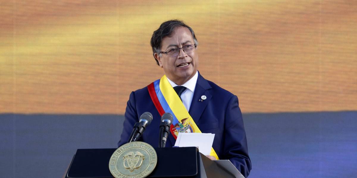 Petro promete poner fin a seis décadas de violencia y conflicto armado en Colombia