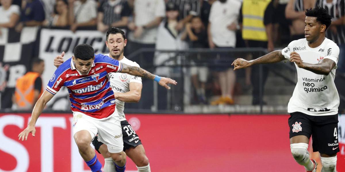 Corinthians no pudo con Fortaleza en la semifinal de ida de la Copa Sudamericana
