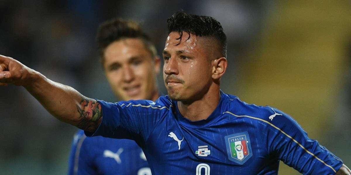 El delantero que jugó por Italia y ahora se perfila titular en Perú vs Ecuador