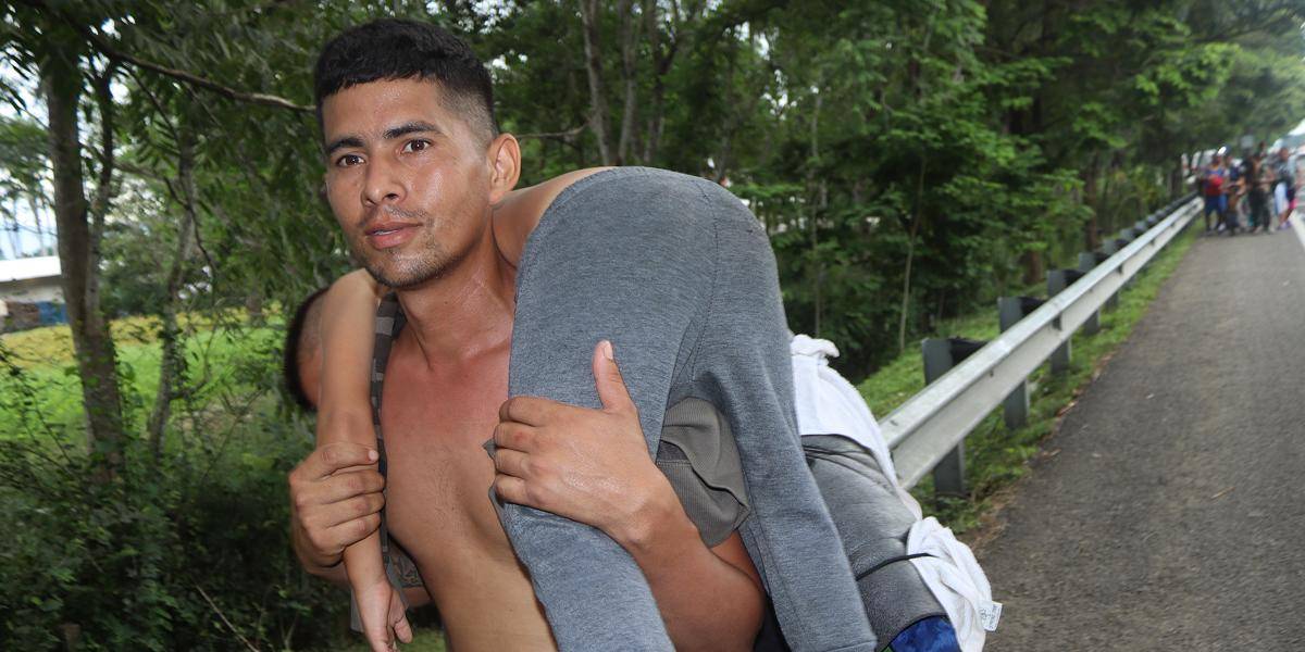 1 200 migrantes salen desde el sur de México para dirigirse a estados Unidos