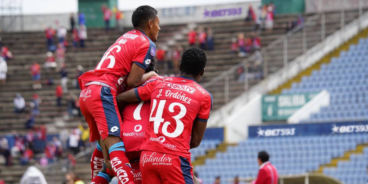 El Nacional vence a Mushuc Runa y Barcelona SC mantiene la punta de la Liga Pro