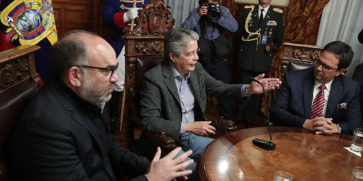 Consulta popular: el gobierno va a reestructurar las preguntas rechazadas, adelanta el secretario de la Administración