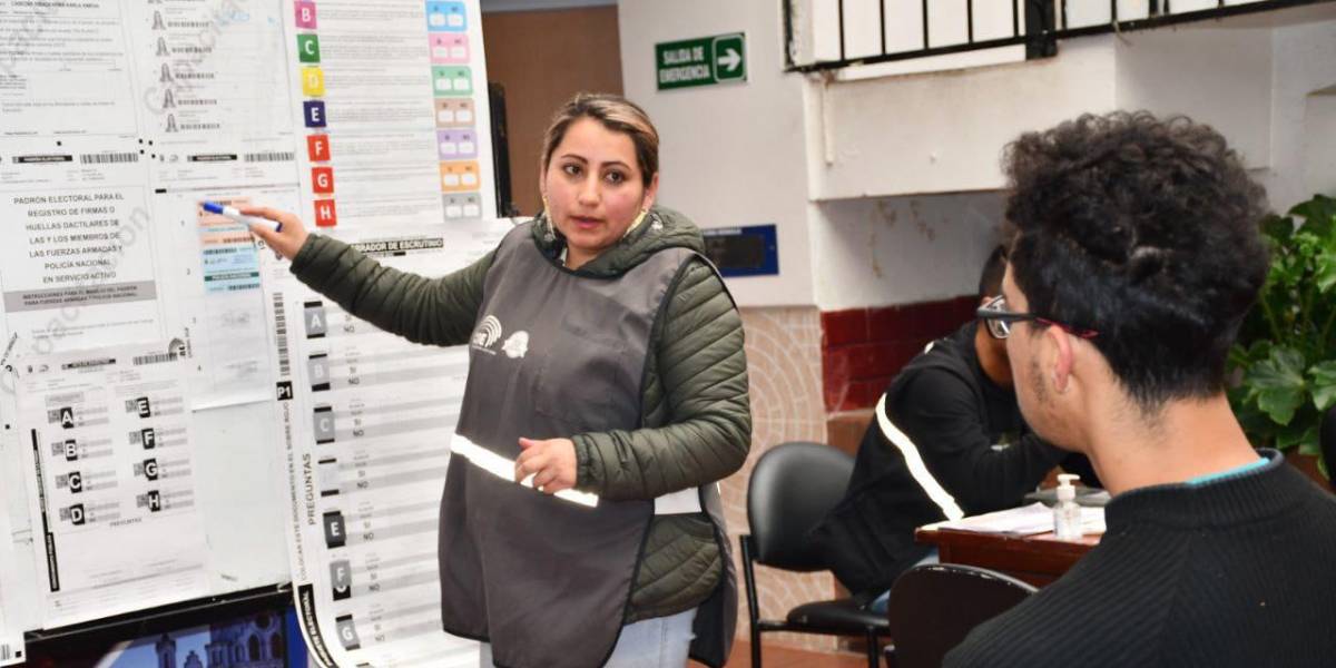 El CNE habilita puntos de capacitación para los miembros de Juntas Receptoras del Voto